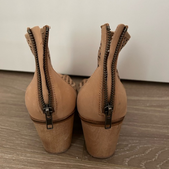 Kelsi Dagger Kyoto Shootie - Picture 8 of 9